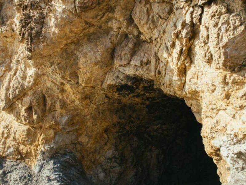 The-Different-Types-Of-Caves-And-Cave-Systems