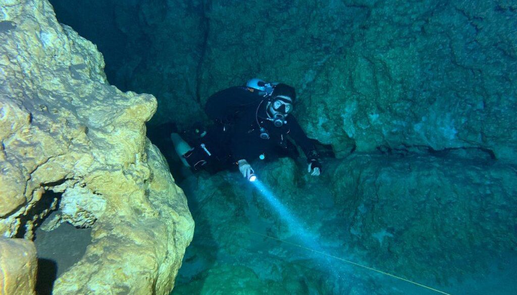 when-cave-diving-gone-wrong