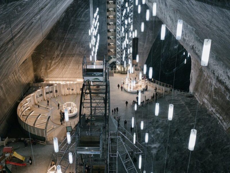 which-caves-are- built-underground