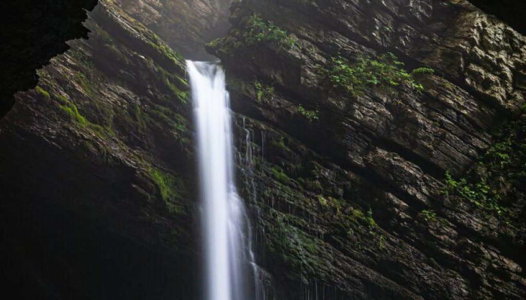 are-caves-warm-or-cold